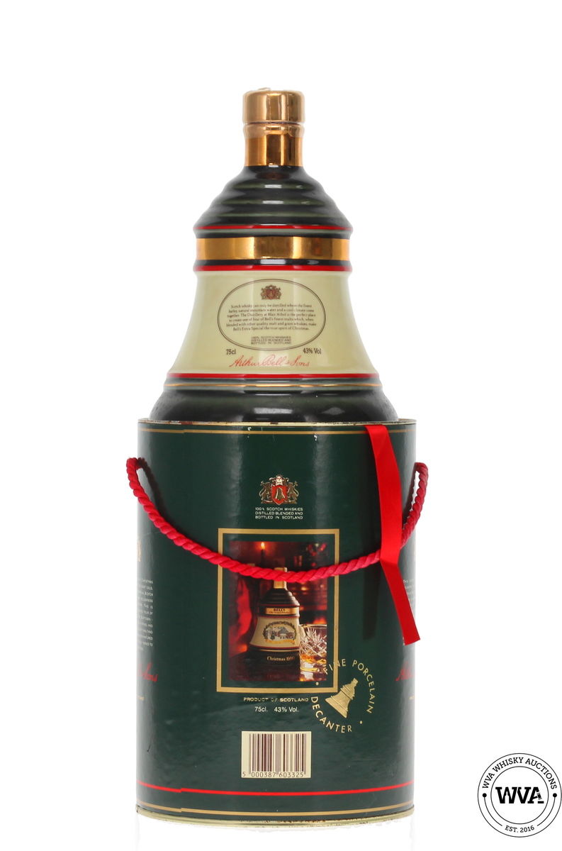 Bells Wade Decanter - Christmas 1990