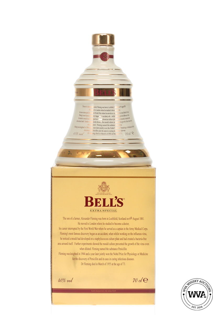 Bells Wade Decanter Christmas 2003 - Alexander Fleming