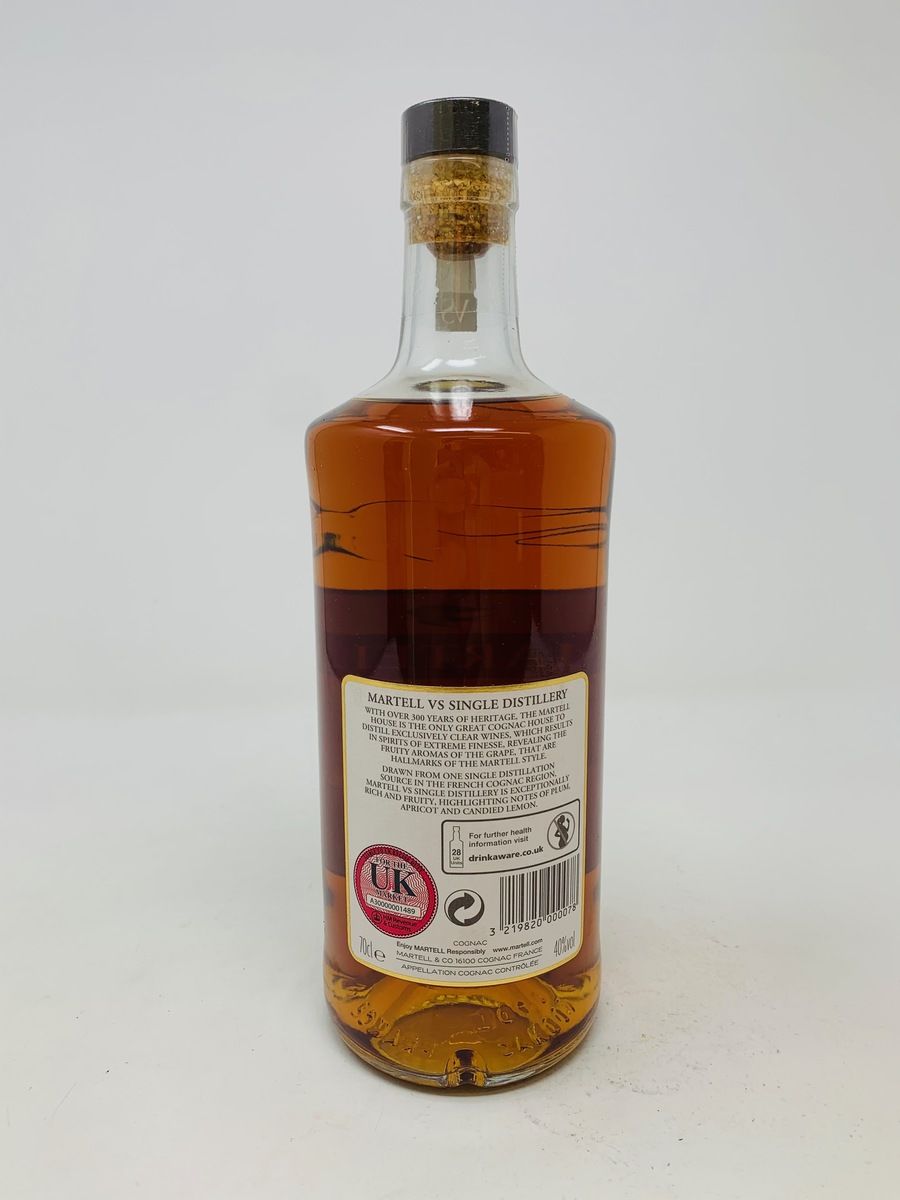 MARTELL V.S SINGLE DISTILLERY FINE COGNAC