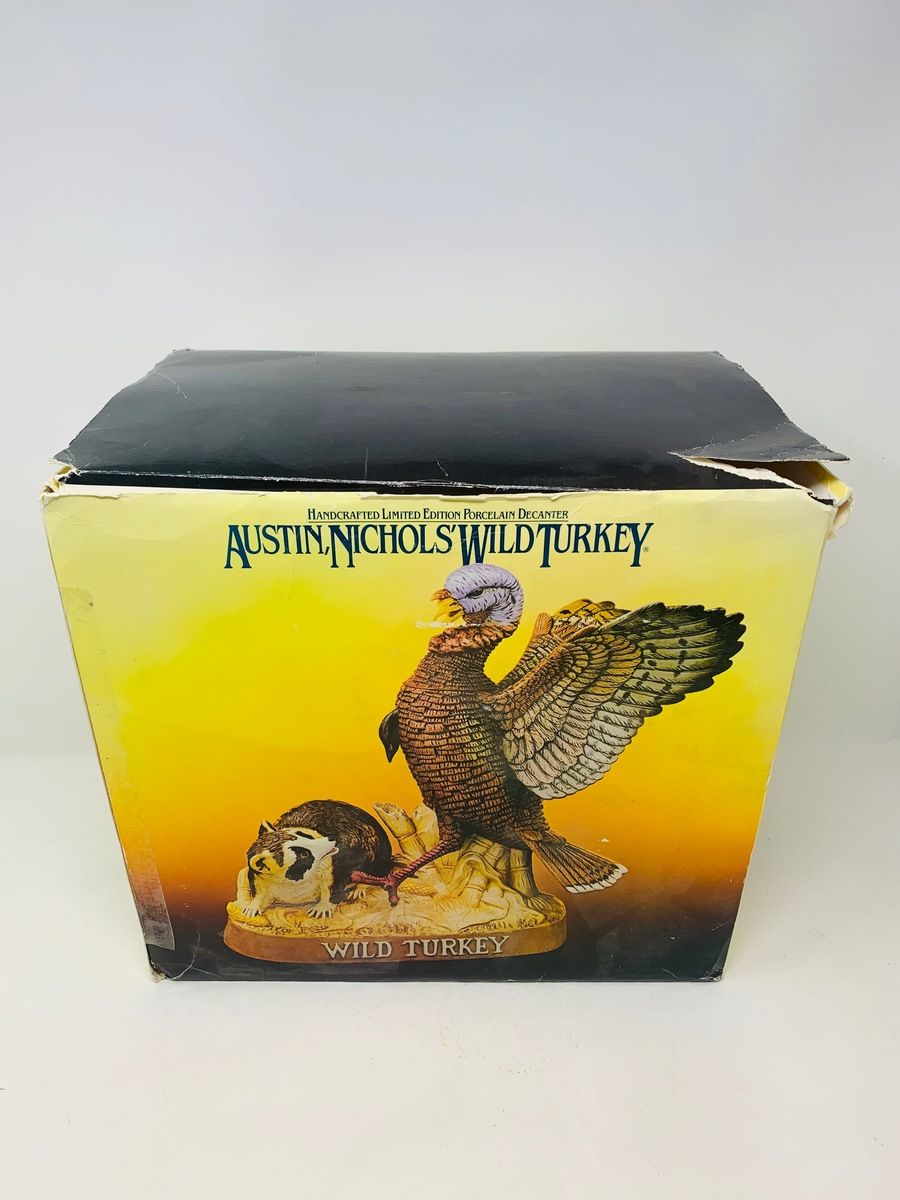 AUSTIN NICHOLS 8 YEAR OLD WILD TURKEY DECANTER 1980'S